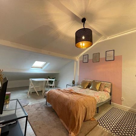 La Garde Studio Atypique Le Rocher, Climatisation, Belle Decoration מראה חיצוני תמונה