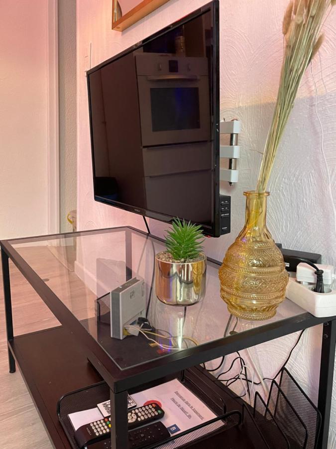 La Garde Studio Atypique Le Rocher, Climatisation, Belle Decoration מראה חיצוני תמונה